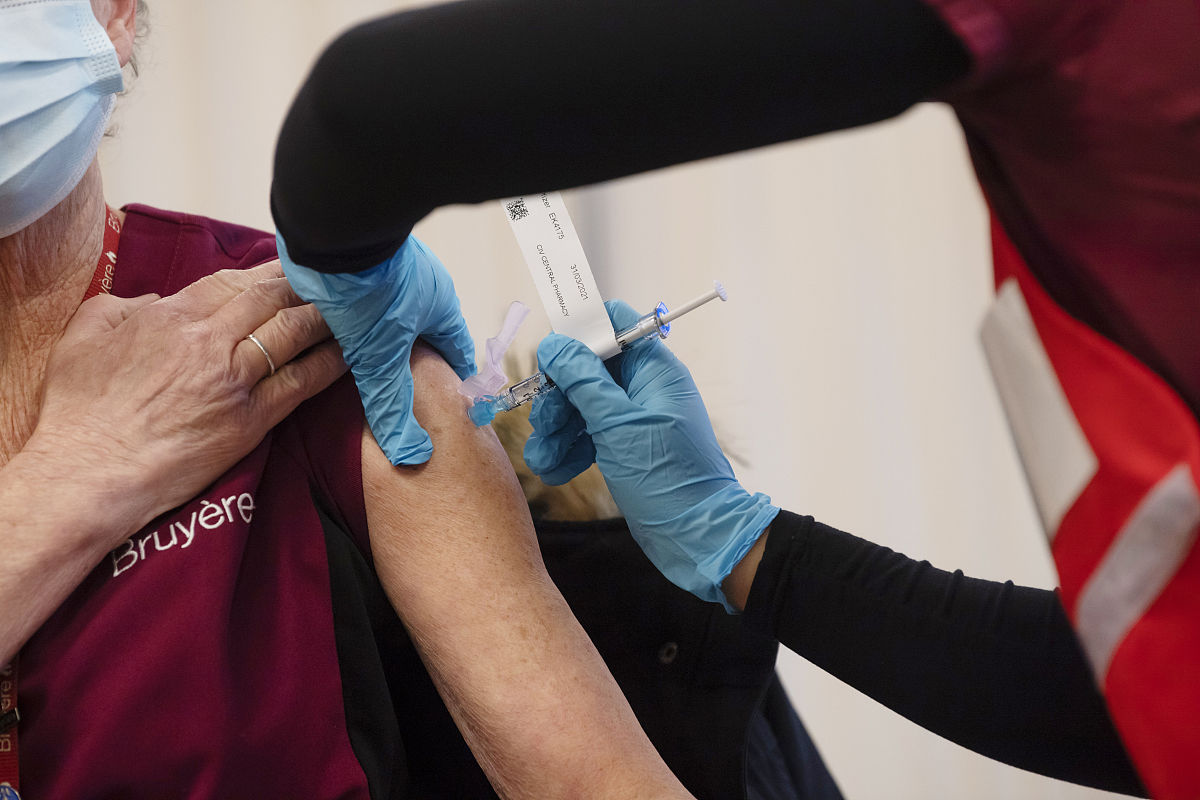 祝杰哥腿部矫正手术顺利！