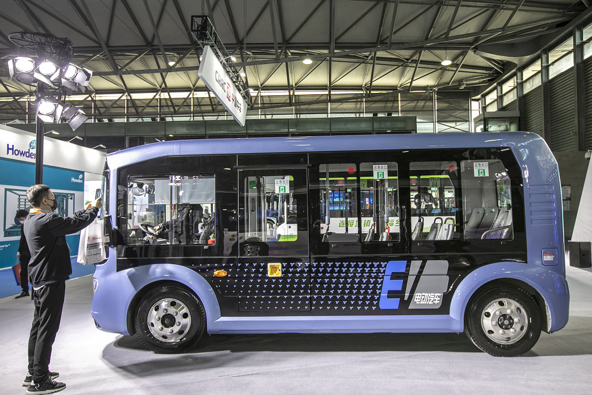 比亚迪海鸥电动公交：高效出行新选择