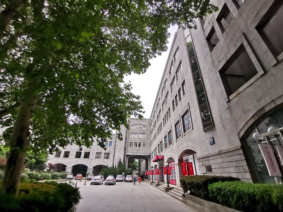 武汉艺术学校地址在哪里