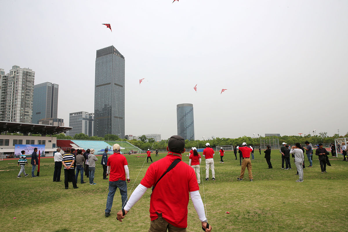 20个有趣问题，增进你和女朋友的亲密关系