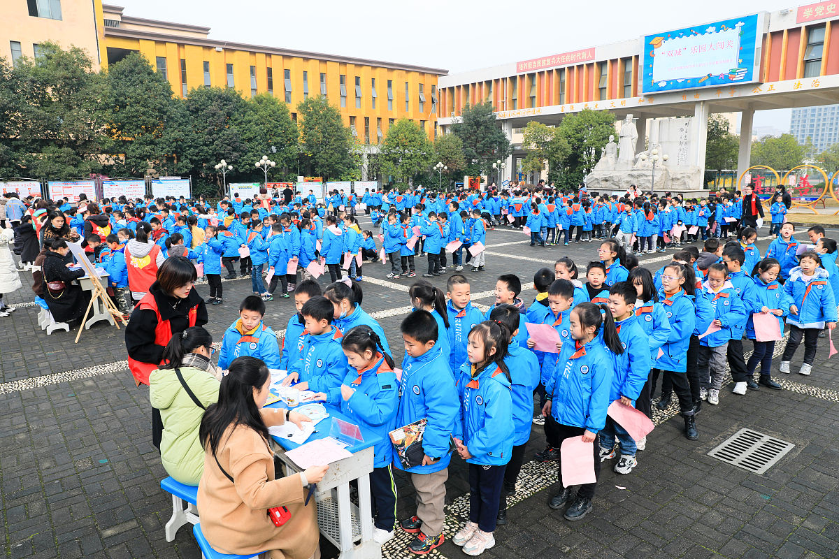 四川省宣汉职业中专学校幼儿保育专业如何好学吗