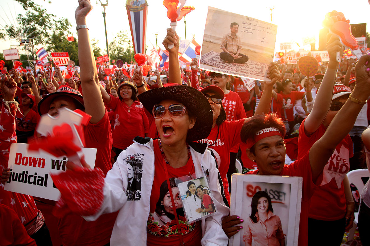 当地时间2014年5月10日,泰国曼谷,在泰国宪法法院解除看守总理英拉的