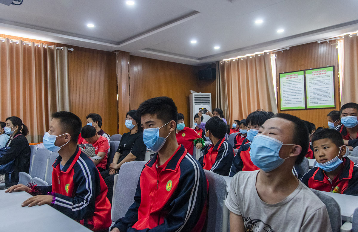 保定工程技术学校2021年专业设置：电子信息、机械、建筑等热门专业