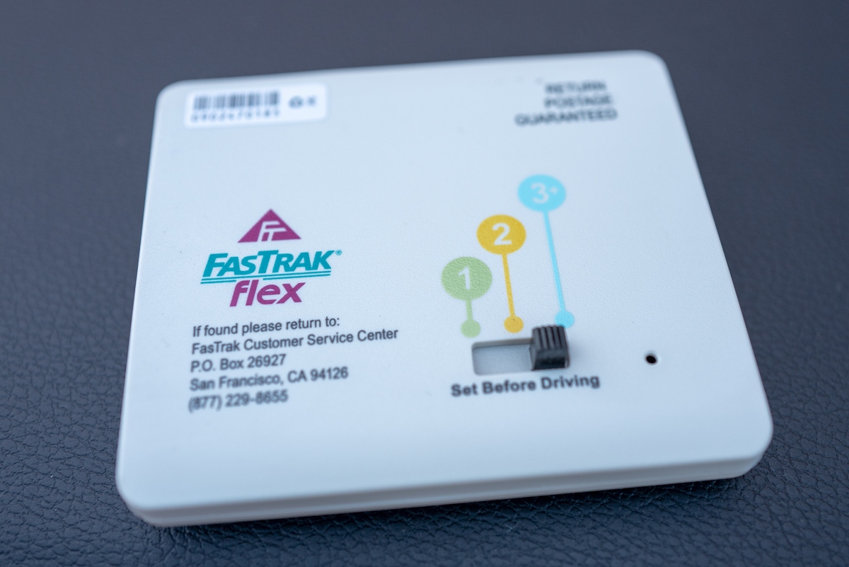 请为元宇宙数字名片重新命名最好以M、C开头的英文名称