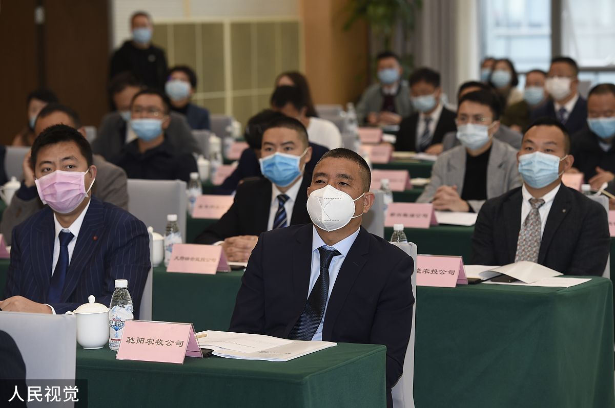 (如需下载使用,请务必署名:红星新闻 王欢/人民视觉)2020年3月30日,成
