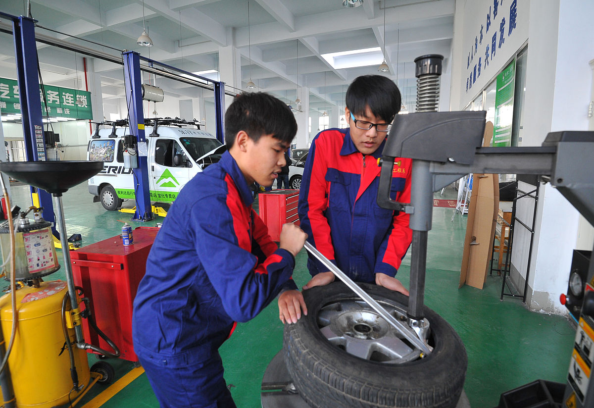 达州财贸学校汽修制造与维修专业2019年招生简介