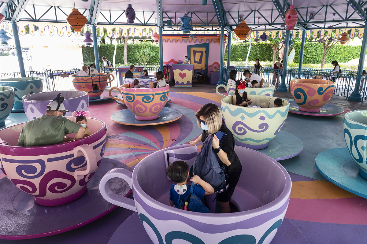 从香港迪士尼出来怎么去澳门