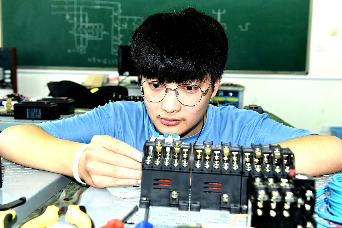 仪征技师学院2022年招生简章