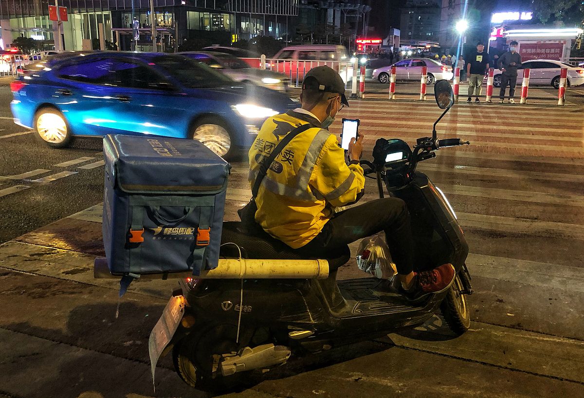 帮室友点外卖的超详细指南：从下单到送达全流程