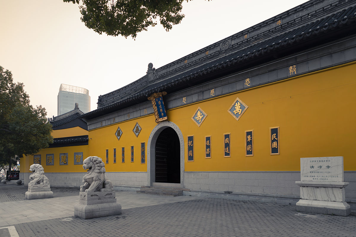 2019年12月2日,江苏常州,清凉禅寺外景.