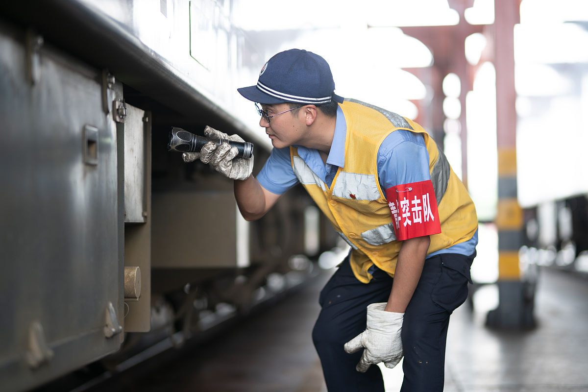 成都去临朐县怎么去方便