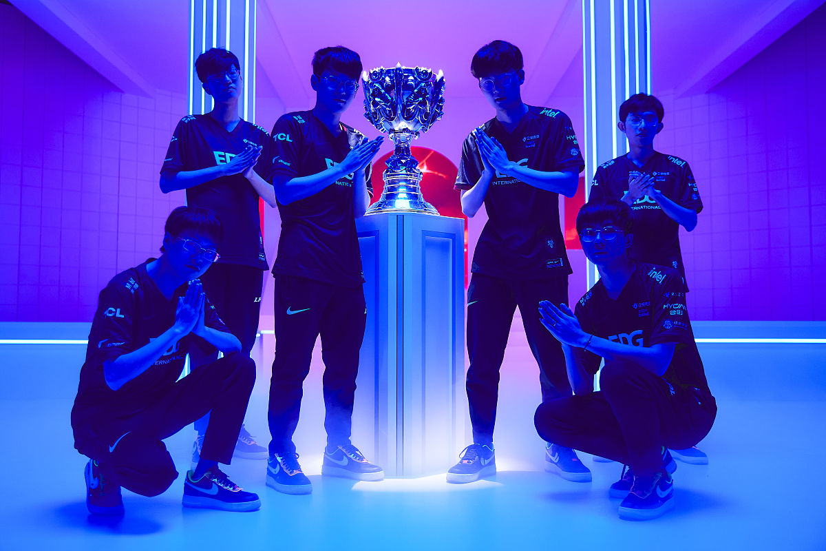 2021 LOL 世界总决赛冠军是谁? 2021 LOL 世界总决赛冠军是谁?