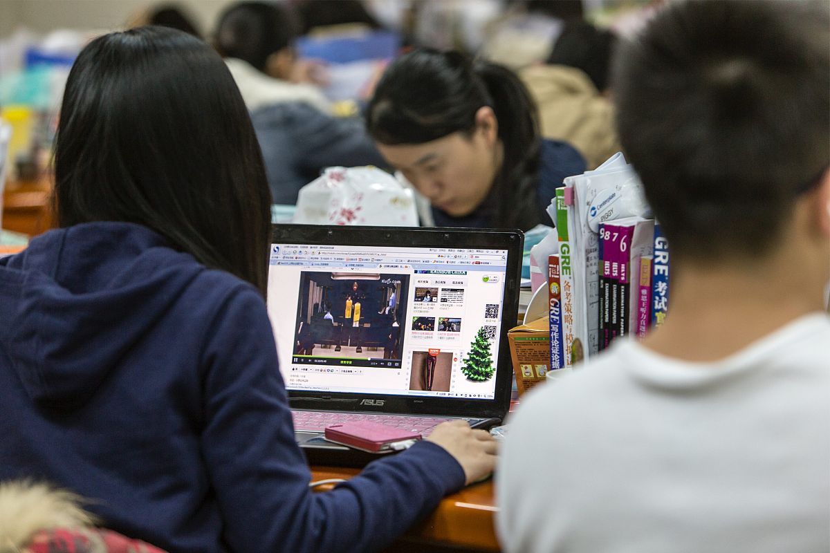 写10条回复：线上自习室app乱象调查：以前来这里学习现在来这里交友