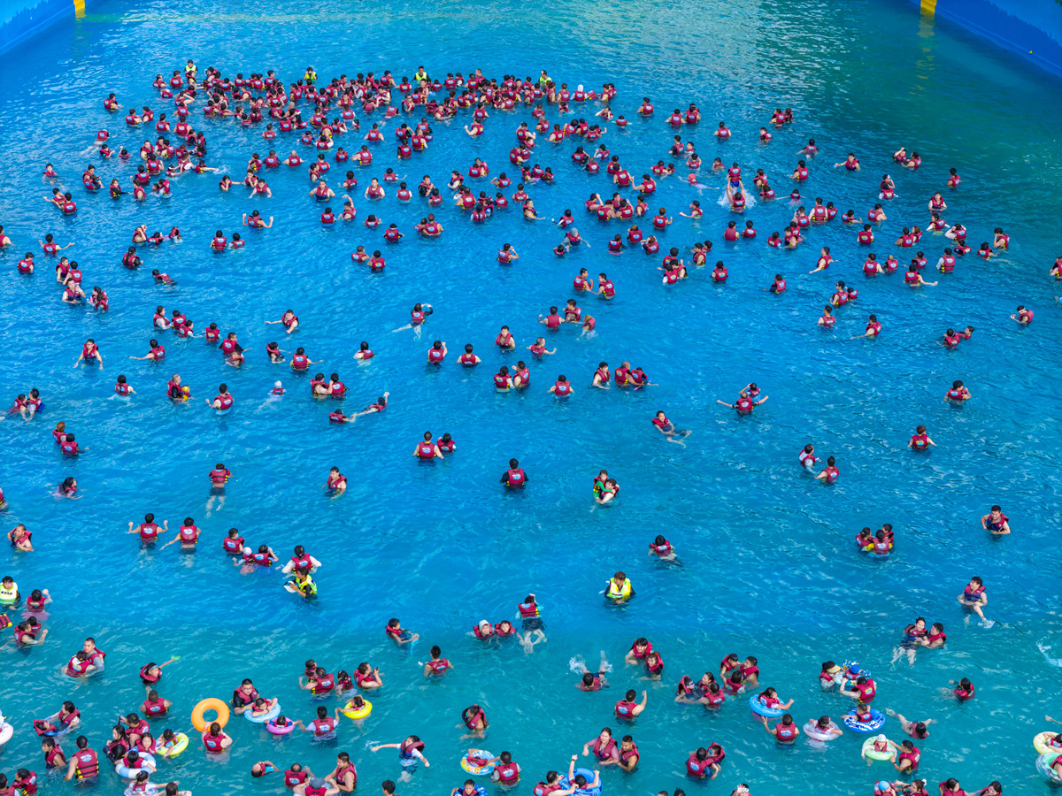 夏日爽文：玩转夏天，享受清凉与自由！