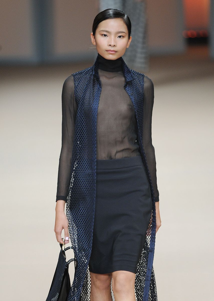 竹元素在新中式女装中的细节表现方式主要有以下几种