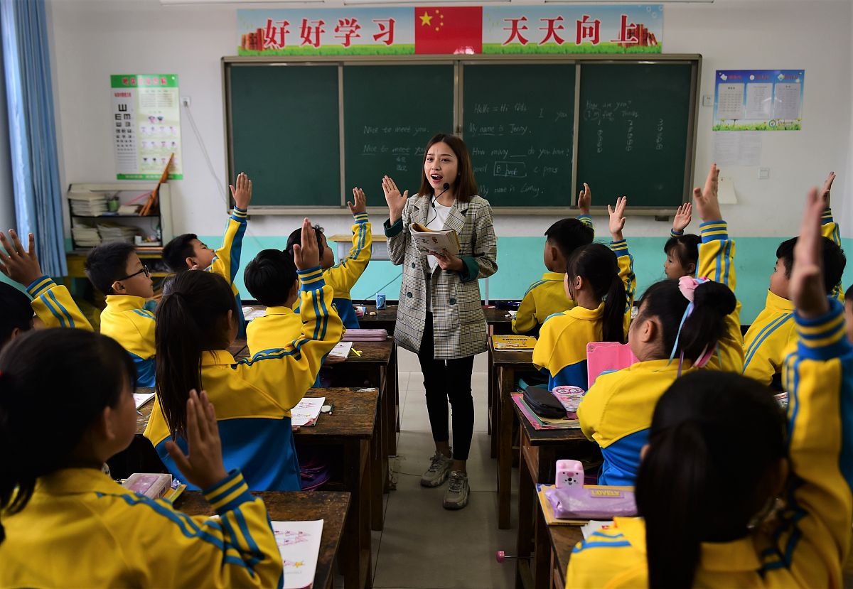 2021年9月26日,河北省盐山县小营乡大左中心小学,新来的特岗教师王婷