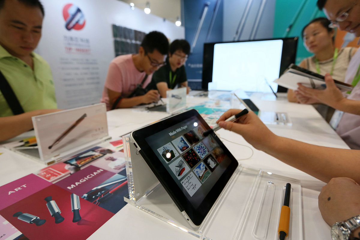 皓丽会议平板品牌店：探索最小众获客方法，实现差异化增长