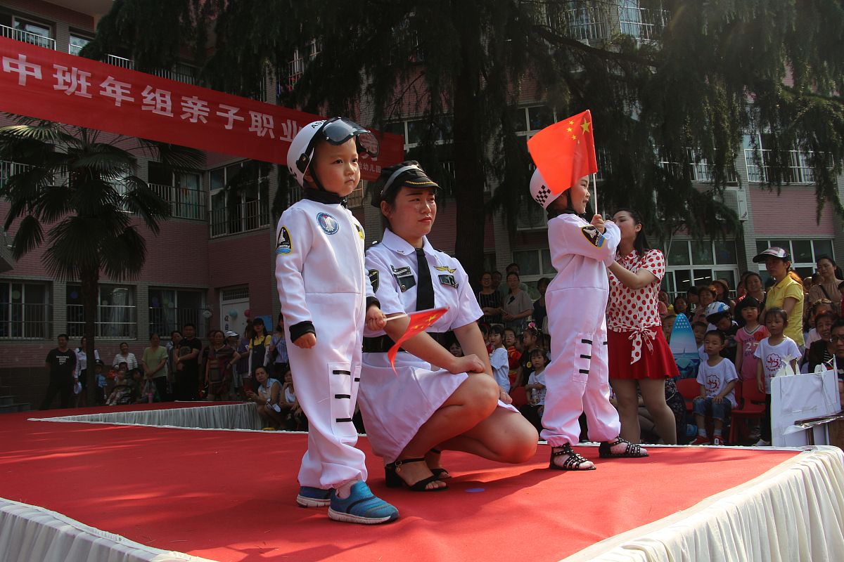 贵州航空学校通过什么提高学生就业竞争力