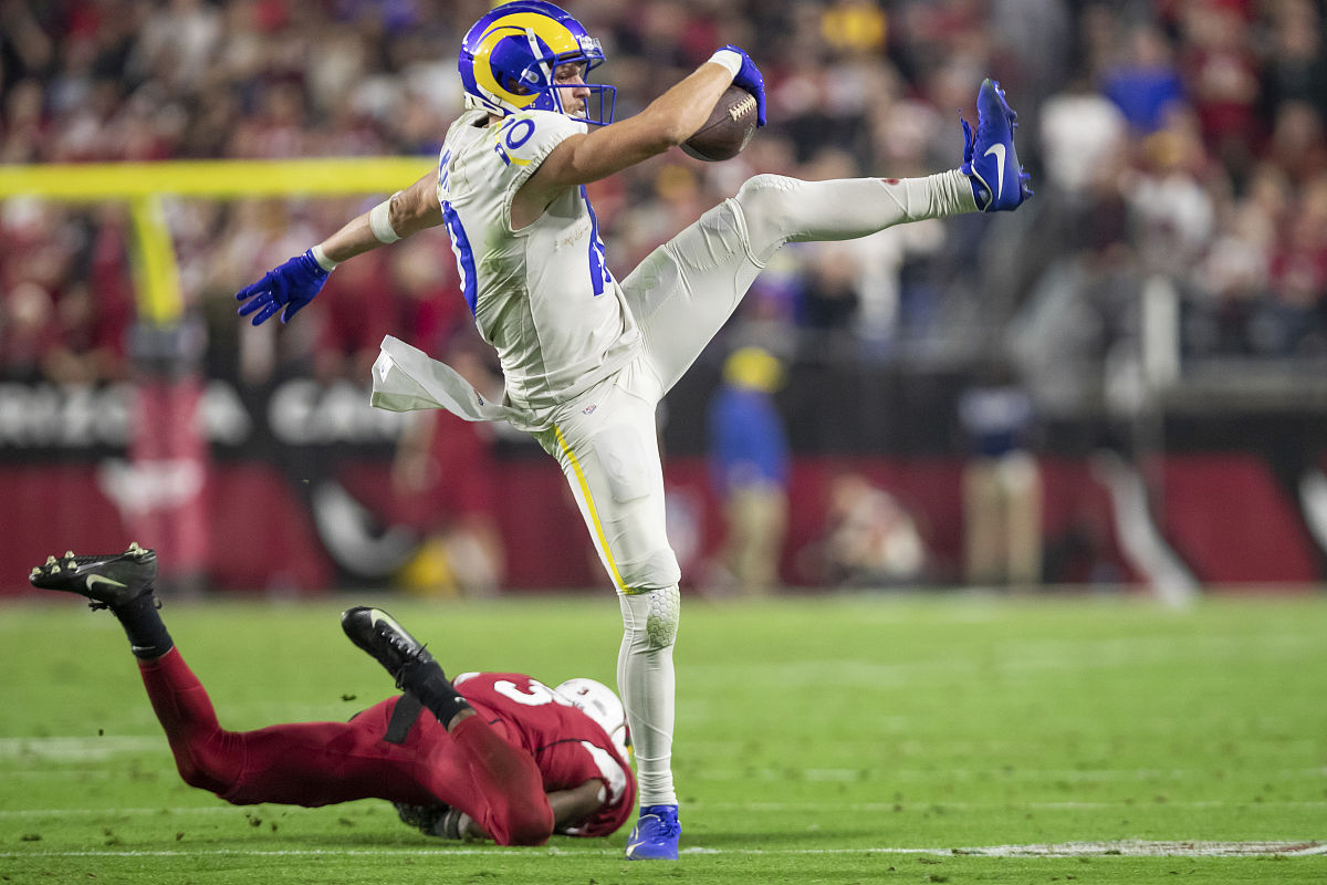 wide receiver (10) cooper kupp of the los angeles rams catches a