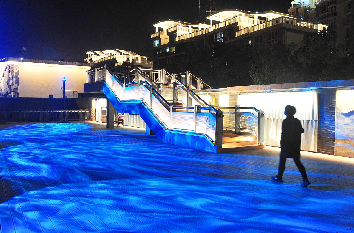 重庆，等你回来：1500字微电影剧本