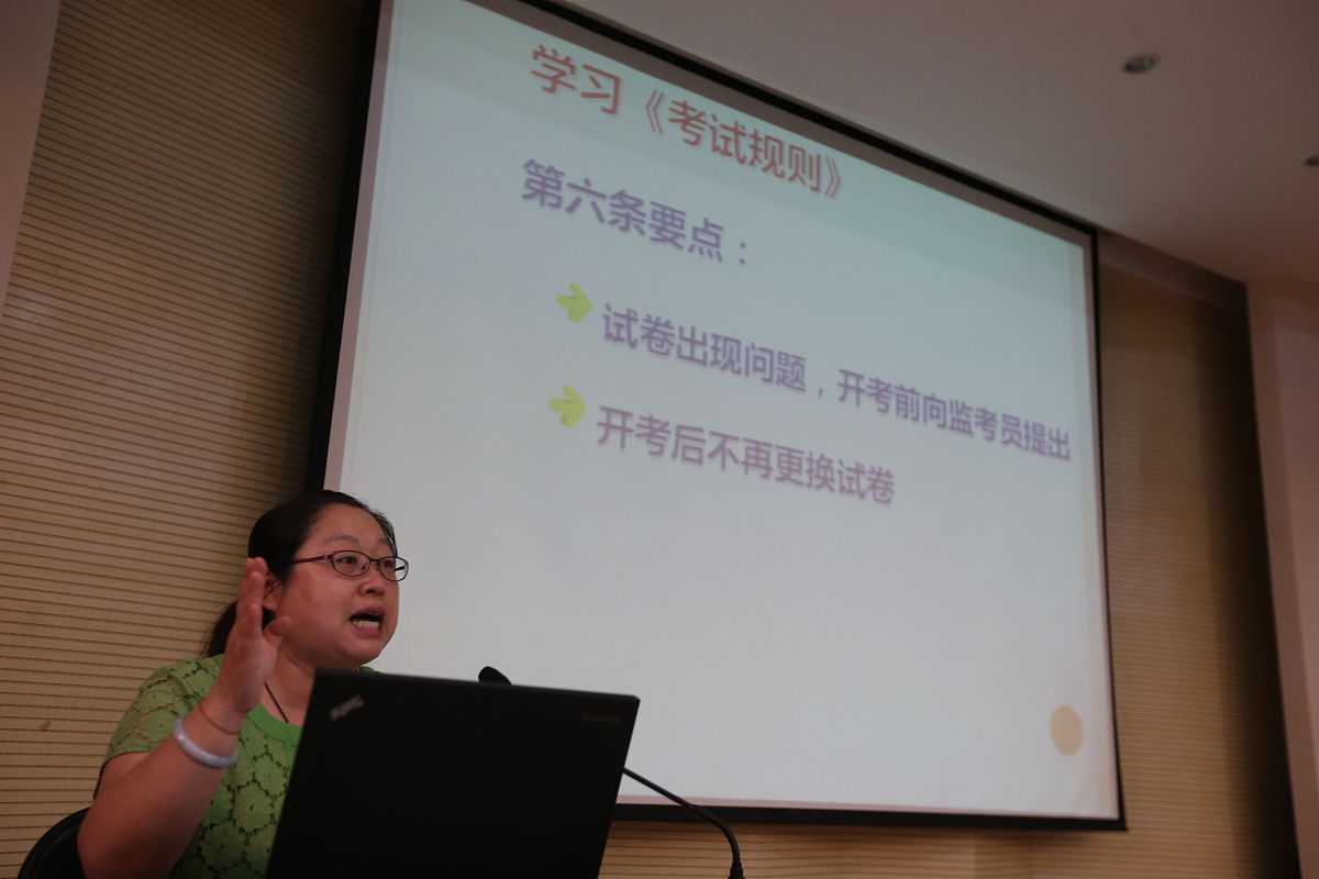 凤岗优秀学生会成员自我介绍：积极向上，乐于沟通，拥有丰富经验