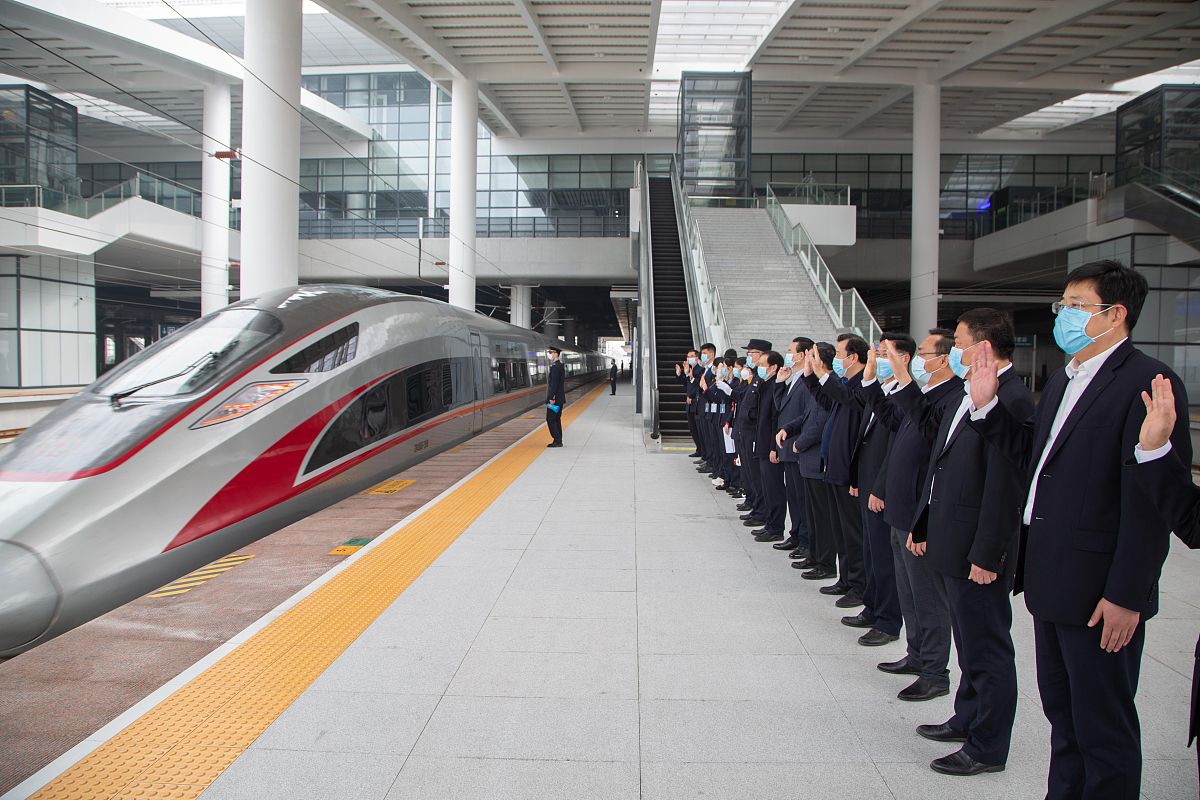 四川高铁学校轨道运营管理专业就业前景：地铁工作机会分析