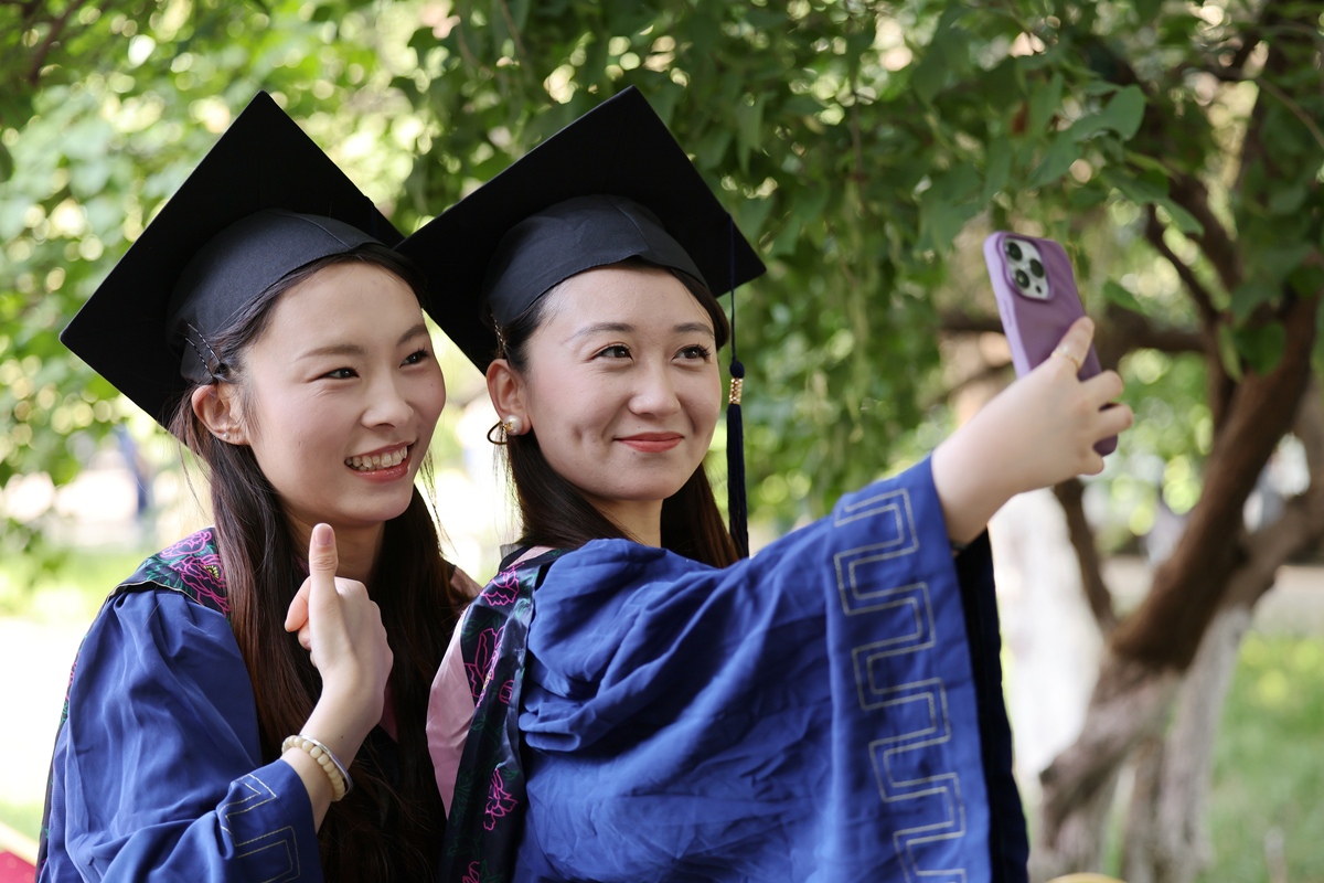 初中女生毕业后读什么专业就业轻松