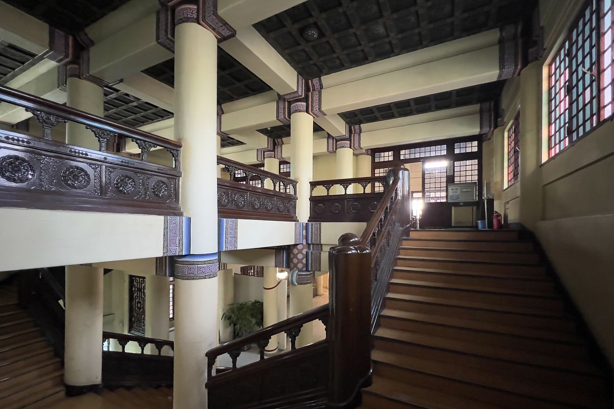 介绍一下重庆大学的启兹亭