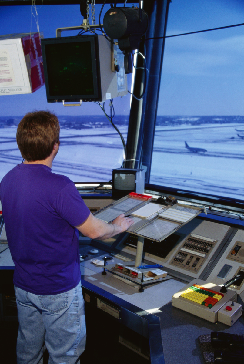 航空电子电气技术专业介绍用发