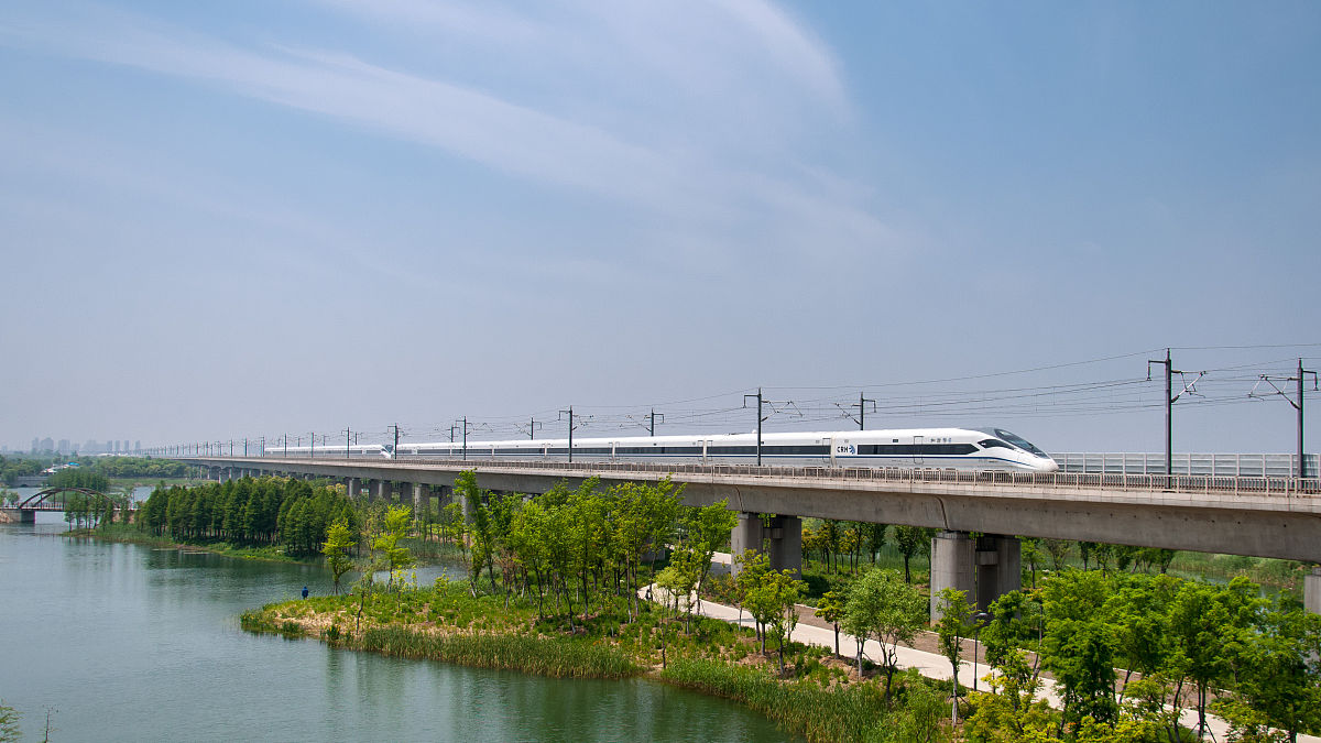 描述crh380BL的空调系统