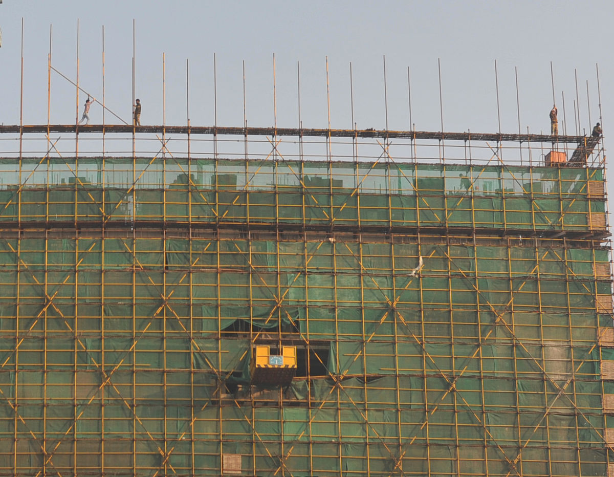 钢结构脚手架安全使用指南：10个关键步骤