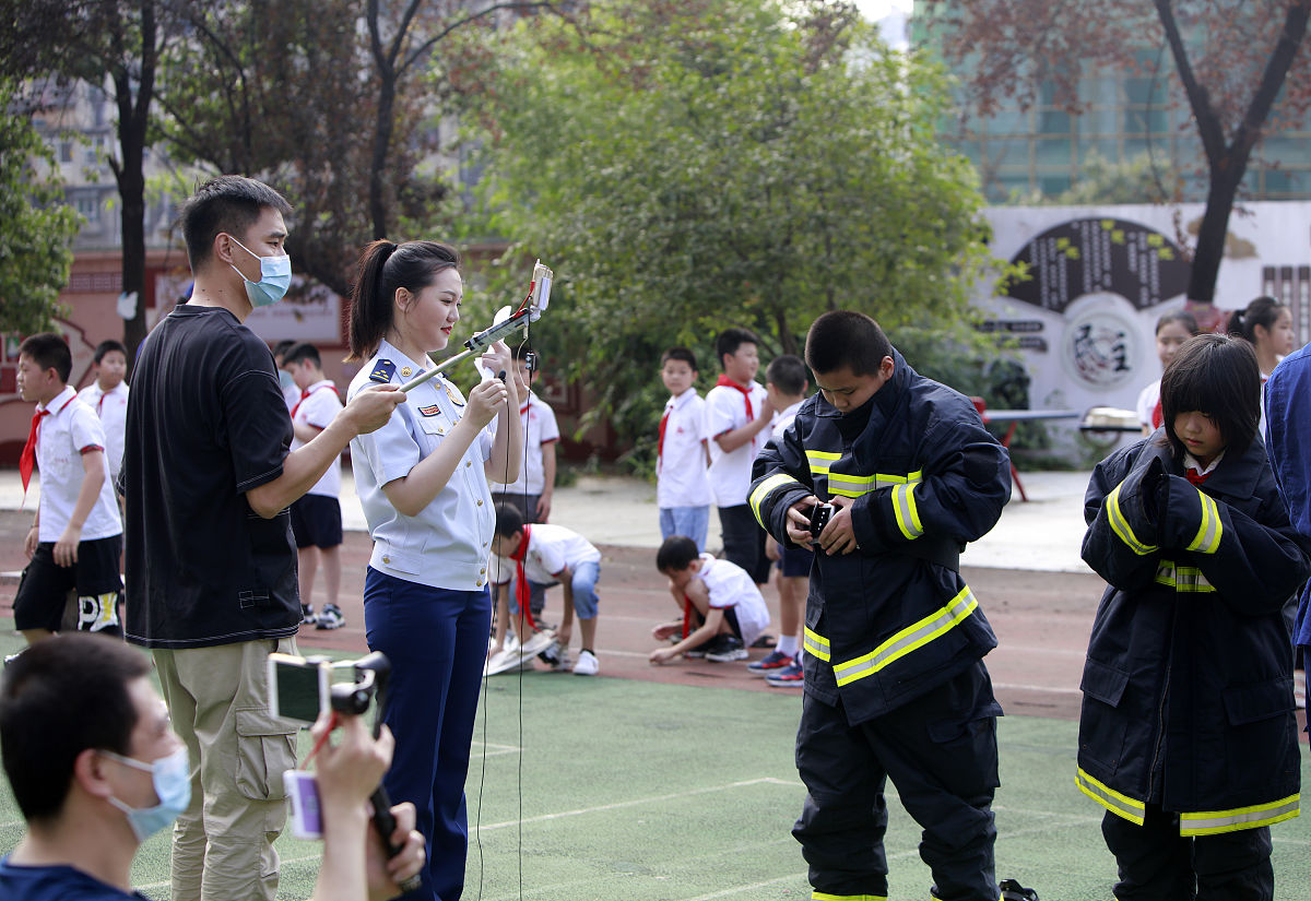 校园安全主题活动征文：安全无小事，平安大于天