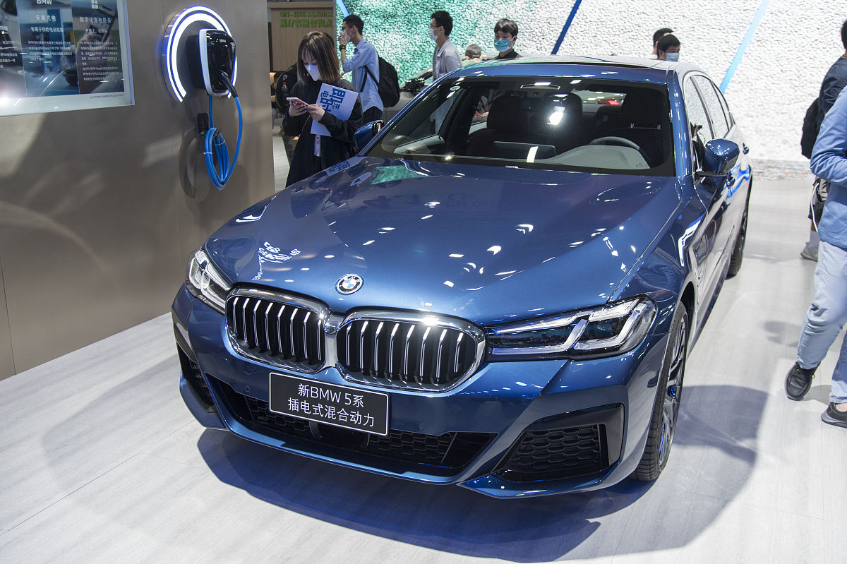 如何搞钱才能买起宝马5系