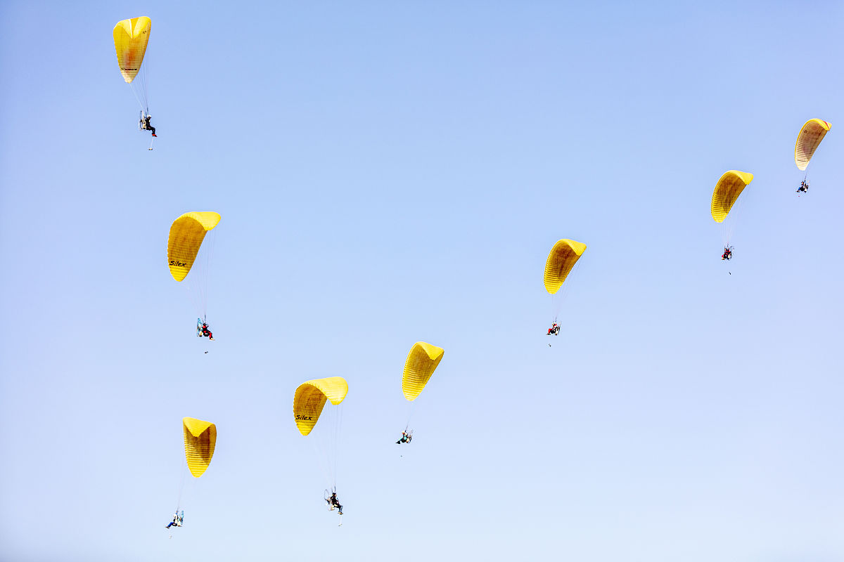 娄底旅游学校2022年招生简章 - 报考条件、专业设置