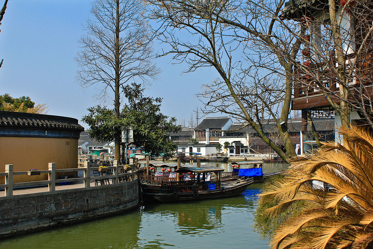 2011年3月,上海,朱家角古镇.