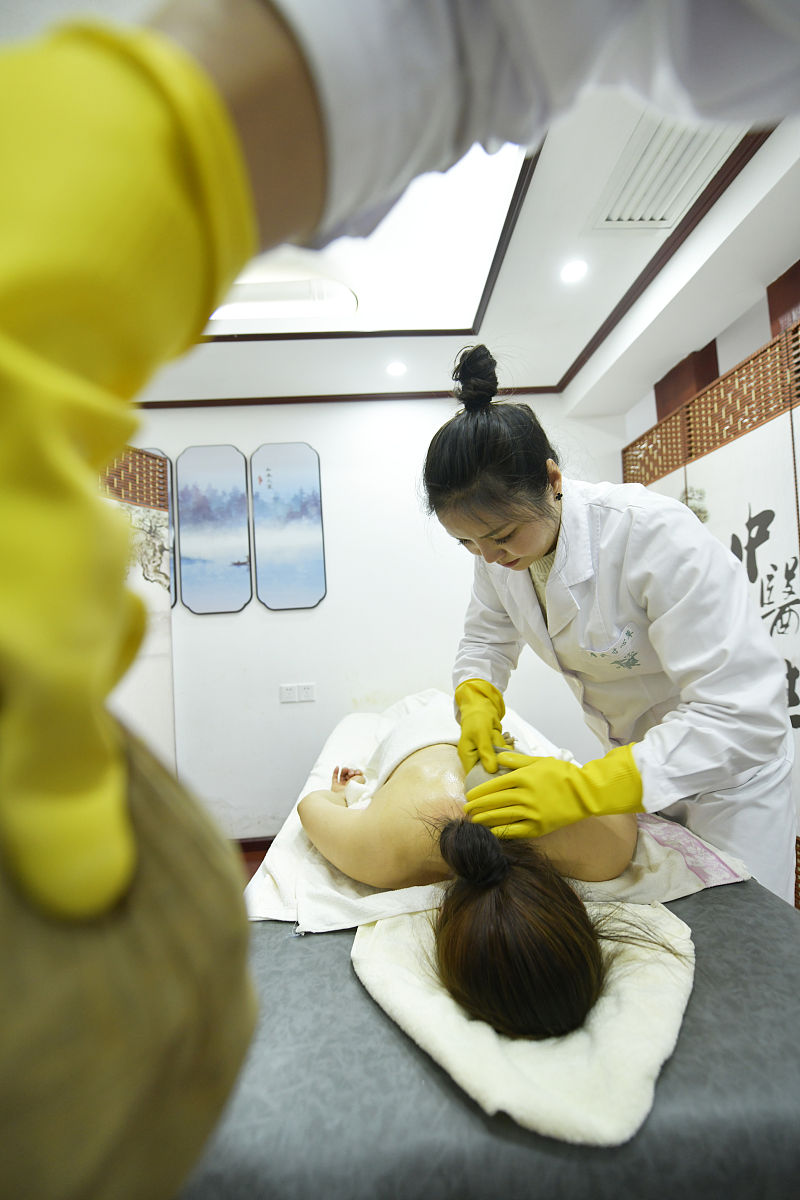 颈椎病患者护理指南：缓解疼痛、促进康复、预防并发症