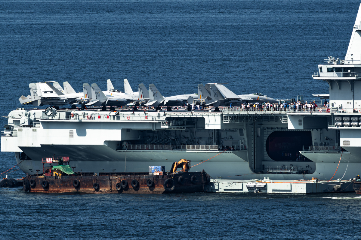 福建舰为什么说八万余吨