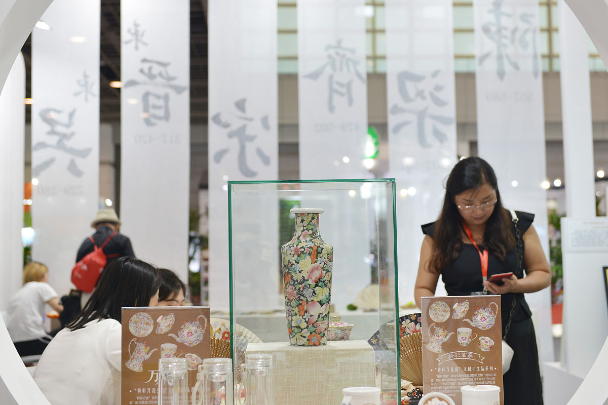 上海工艺美术职业学院工艺美术品设计与制作专业怎么样？ - 培养具有创新、设计和制作能力的工艺美术人才