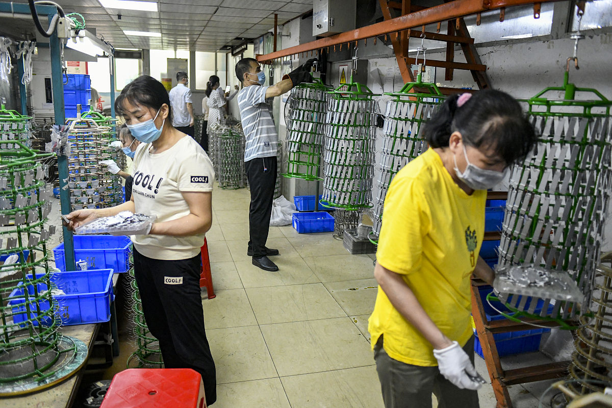 贵州职校精细化学品生产技术专业就业前景好不好？好就业吗