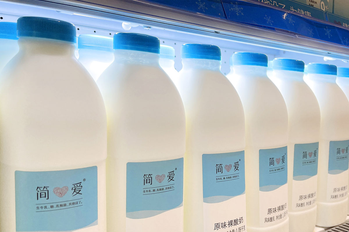 兰格格酸奶 写60字左右的评价
