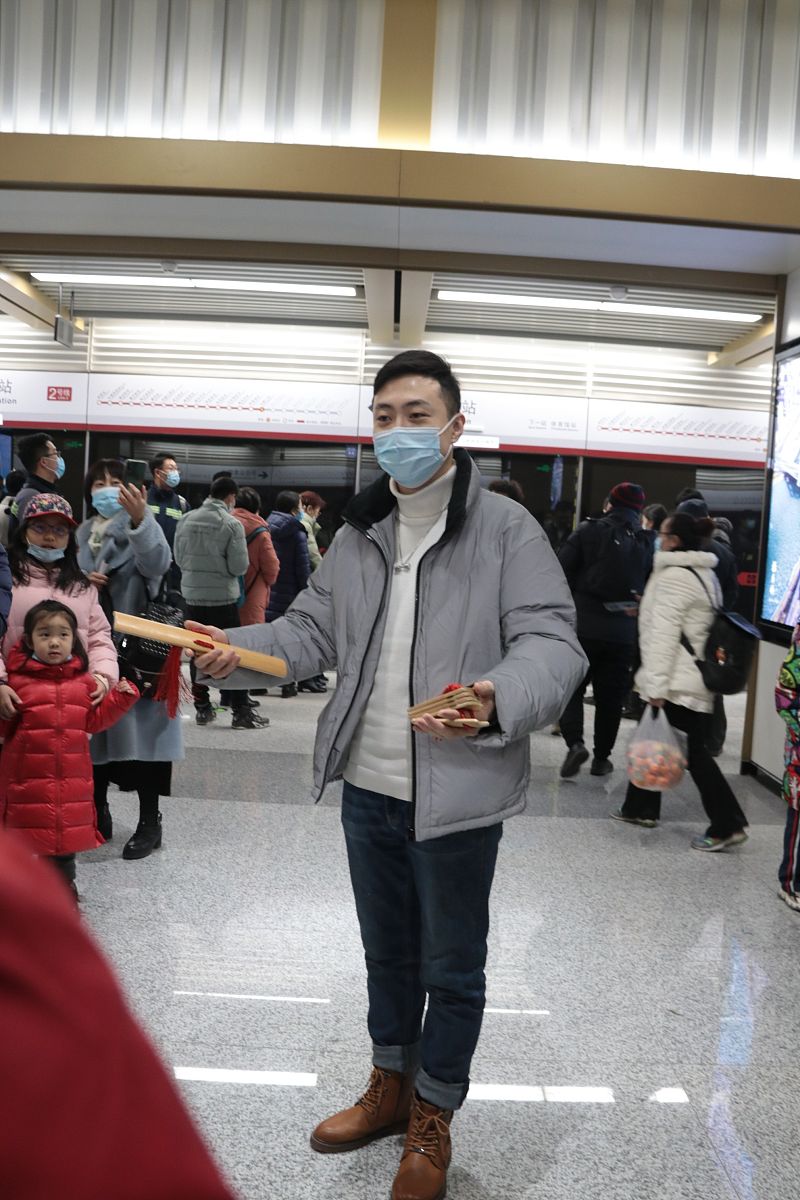 山西职工医学院交通路线指南 - 从火车站、南站到校内班车