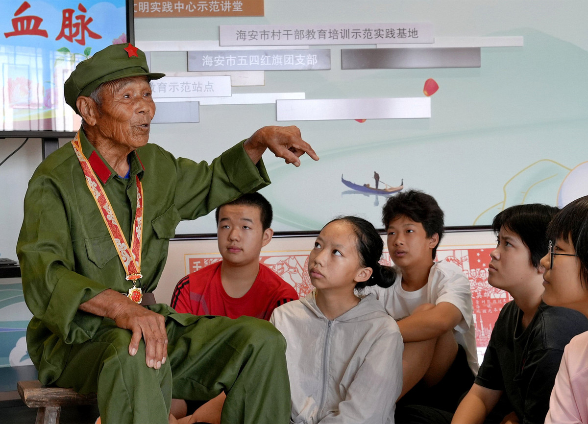 该产品积极参与社会公益活动请帮我修改这句话