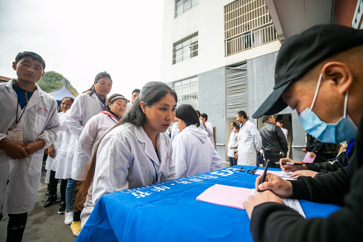贵州电脑计算机学校毕业生工资高吗？就业前景分析