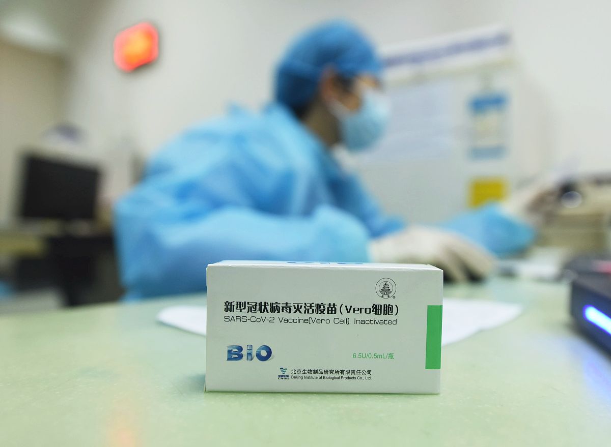 我需要你作为一名SEO帮助我把对应的关键词变为包含多个需求且吸引人的SEO长标题但要注意长标题不可以是疑问句以下是内容：杭州hpv疫苗接种点在哪里