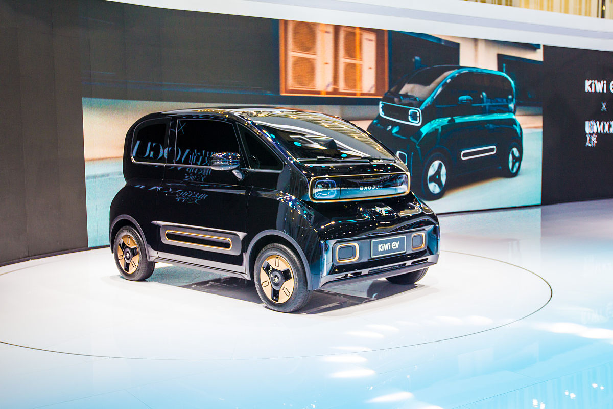 2021年4月27日,上海车展,宝骏汽车展台,新宝骏与大疆联手打造kiwi ev