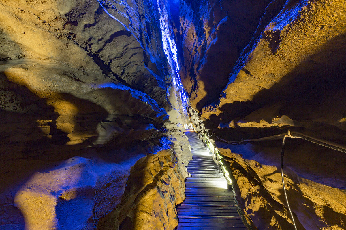 2023年绥阳中等职业学校专业设置：涵盖工程、医学、商业、艺术等领域