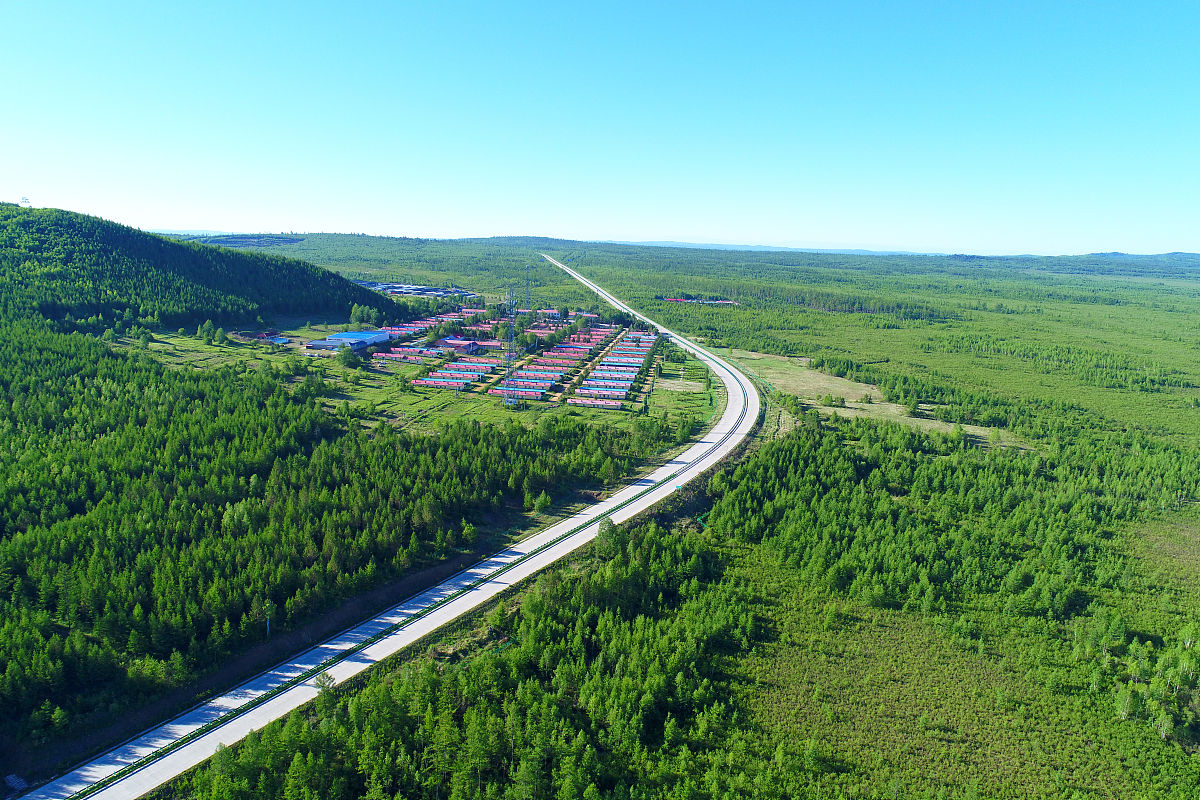 227国道最美路段：黑龙江五大连池，感受'黑龙江小瑞士'的魅力