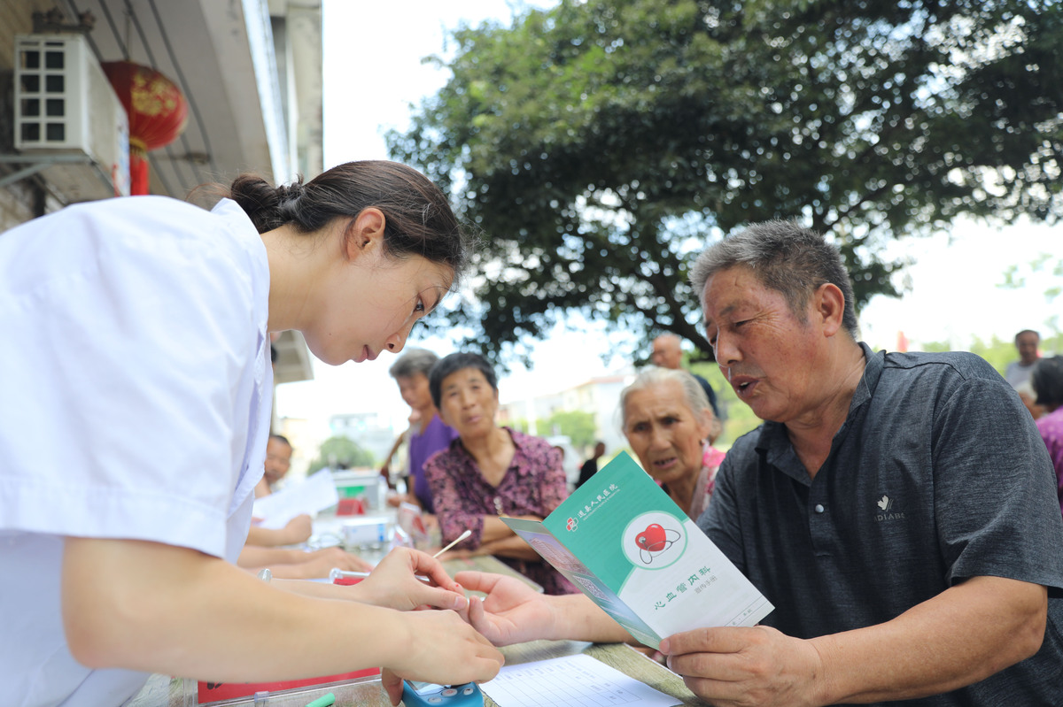加强思想文化建设坚持文化强院理念 挖掘科室文化