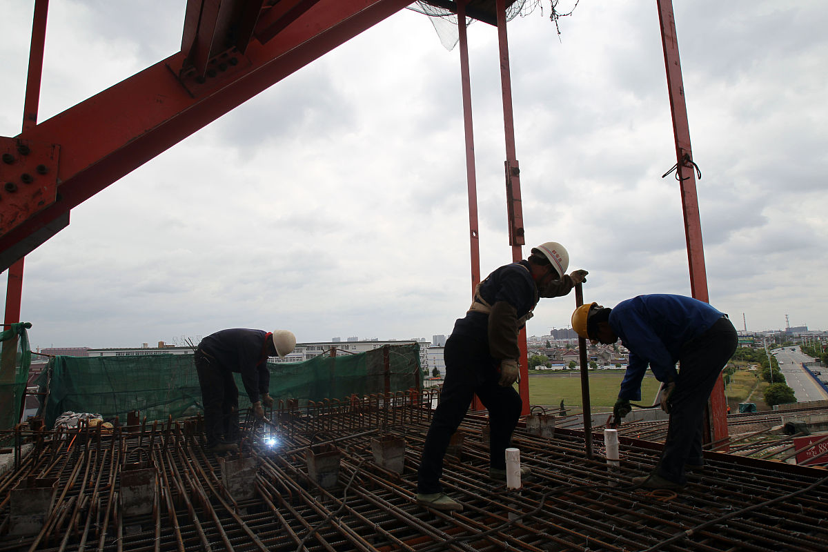 成都市铁路工程学校包分工作吗