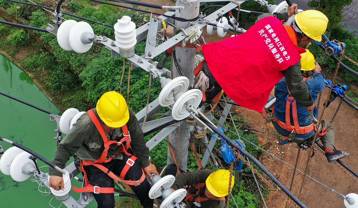 如何看待广东动员30万青年下乡返乡兴乡 500字